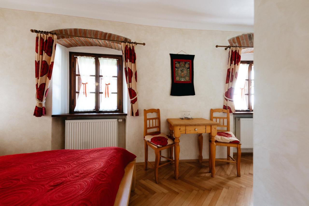 Český Krumlov Boutique Hotel Romantick מראה חיצוני תמונה