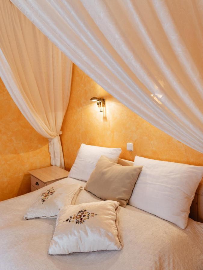 Český Krumlov Boutique Hotel Romantick מראה חיצוני תמונה